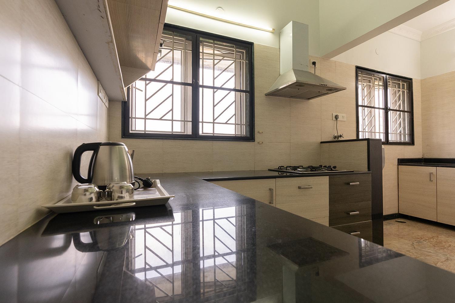Hive Service Apartment Kojambuttúr Kültér fotó